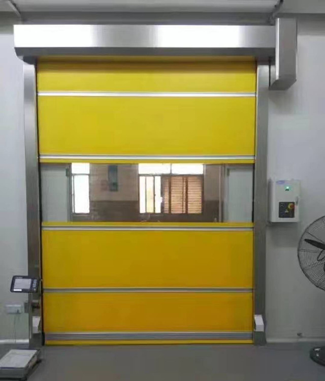 快速卷簾門(mén)散發(fā)的異味有毒嗎？